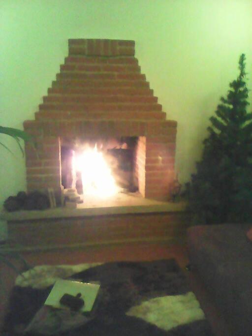 Cabana Con Banera Y Chimeneas En Puesta De Sol El Pacifico Exterior foto